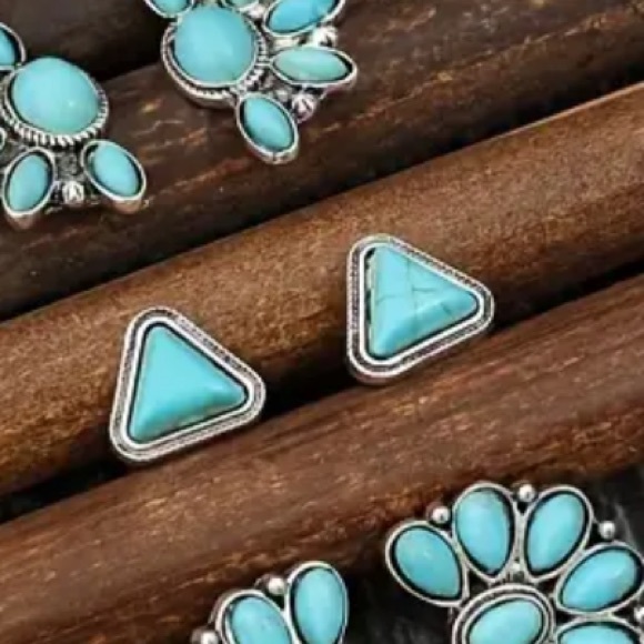 Anthropologie Natural Turquoise Western Bohemian Vintage Earrings Silver NEW - Picture 1 of 4